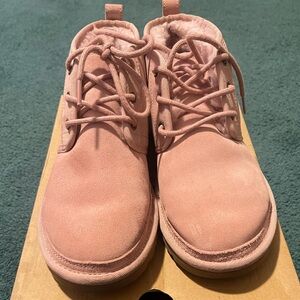 Ugg neumel boots